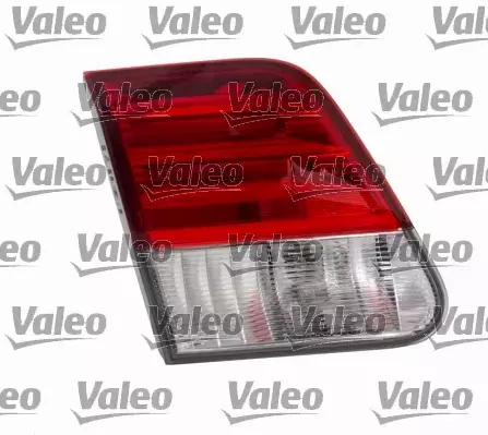 VALEO LAMPY TYŁ TYLNE TOYOTA AVENSIS T27 KOMBI FL 