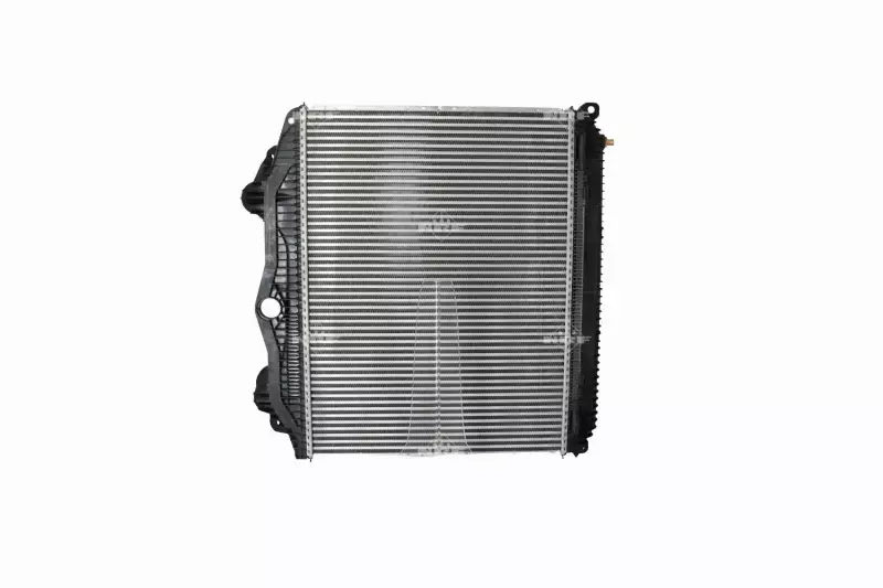 NRF CHŁODNICA INTERCOOLER 30206 