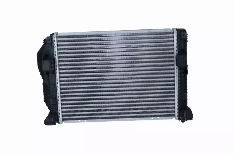 NRF CHŁODNICA INTERCOOLER 30210 