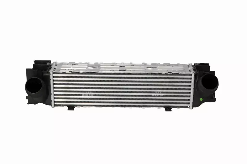 NRF CHŁODNICA INTERCOOLER 30955 