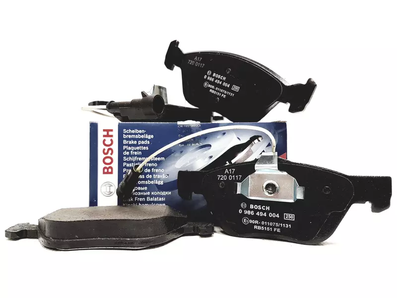 BOSCH Klocki przód ALFA ROMEO 145 146 147 156 GTV