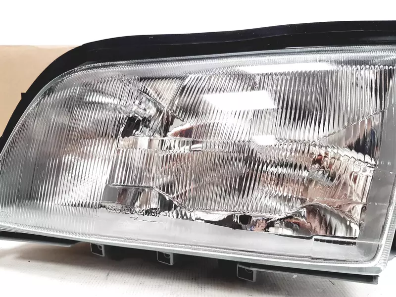 DEPO REFLEKTORY LAMPY PRZÓD MERCEDES C W202 93-96 