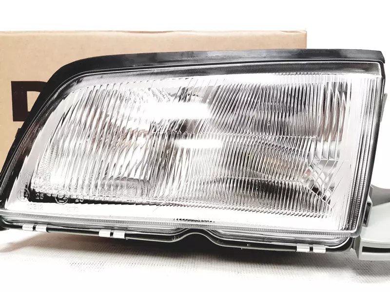 DEPO REFLEKTORY LAMPY PRZÓD MERCEDES C W202 96-00 