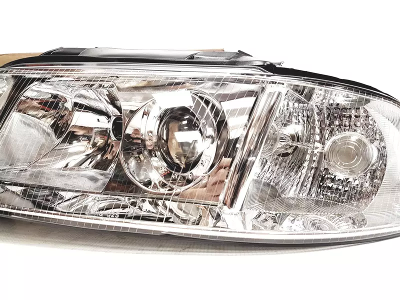 DEPO REFLEKTORY LAMPY PRZÓD AUDI A4 B5 99-01 2 SZT 