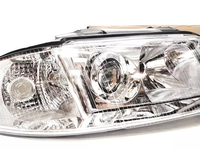 DEPO REFLEKTORY LAMPY PRZÓD AUDI A4 B5 99-01 2 SZT 