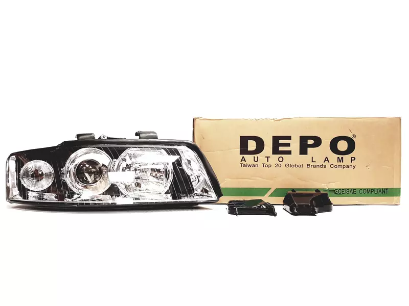 DEPO REFLEKTORY LAMPY PRZÓD AUDI A4 B6 XENON 2 SZT 