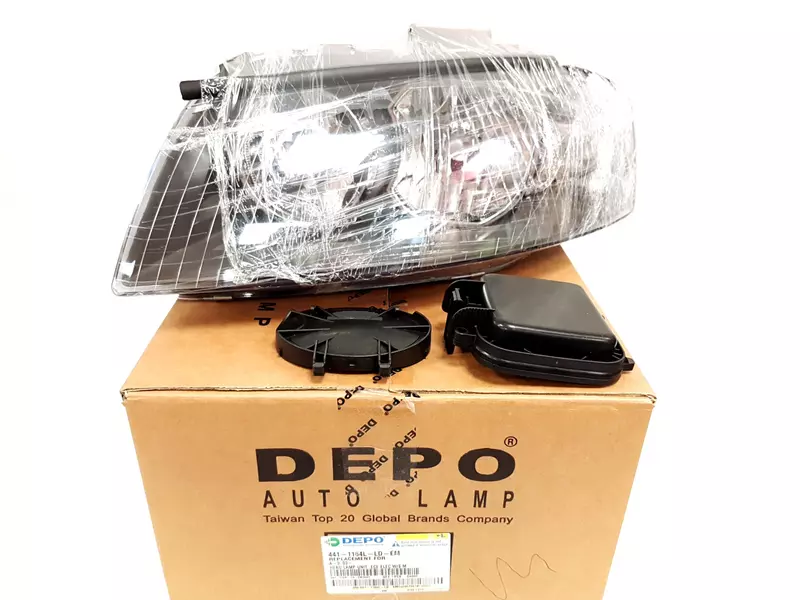 DEPO REFLEKTORY LAMPY PRZÓD AUDI A3 8P 03-08 2 SZT 