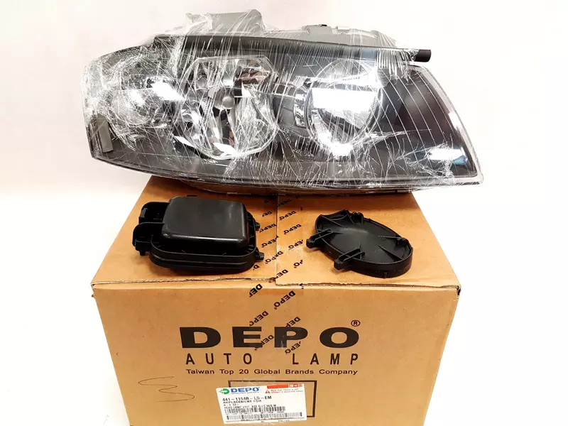 DEPO REFLEKTORY LAMPY PRZÓD AUDI A3 8P 03-08 2 SZT 