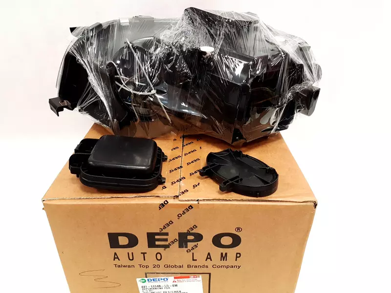 DEPO REFLEKTORY LAMPY PRZÓD AUDI A3 8P 03-08 2 SZT 