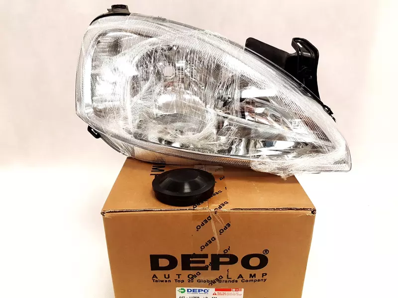 DEPO REFLEKTORY LAMPY PRZÓD OPEL CORSA C 00-03 