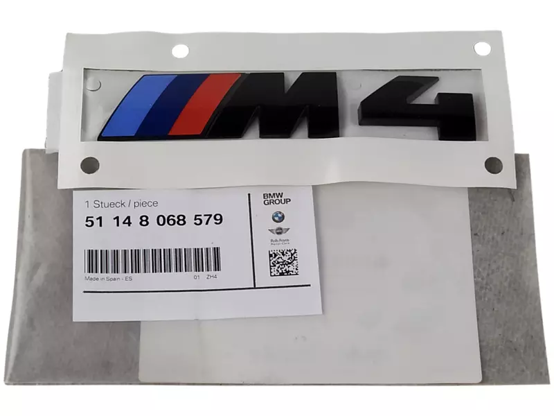 OE BMW EMBLEMAT TYŁ CZARNY BMW M4 F82 F83