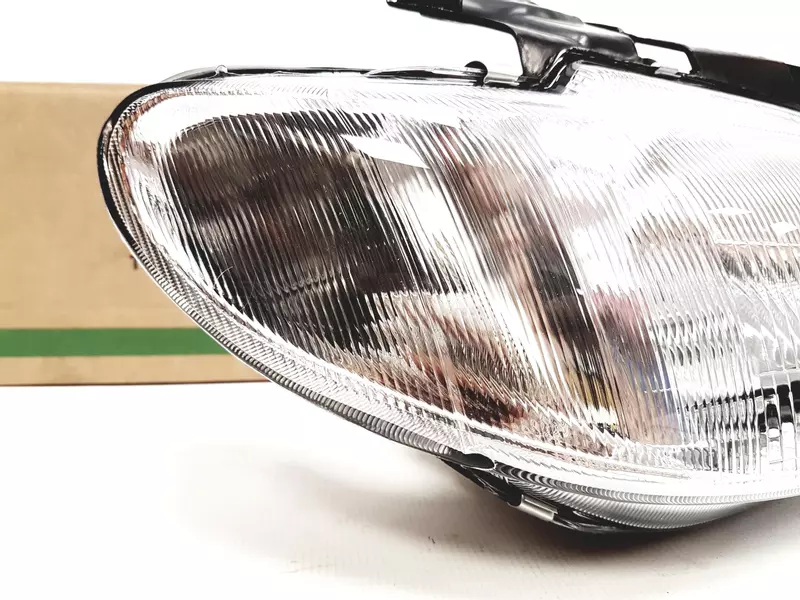 DEPO REFLEKTORY LAMPY PRZÓD CITROEN XSARA 97-00 