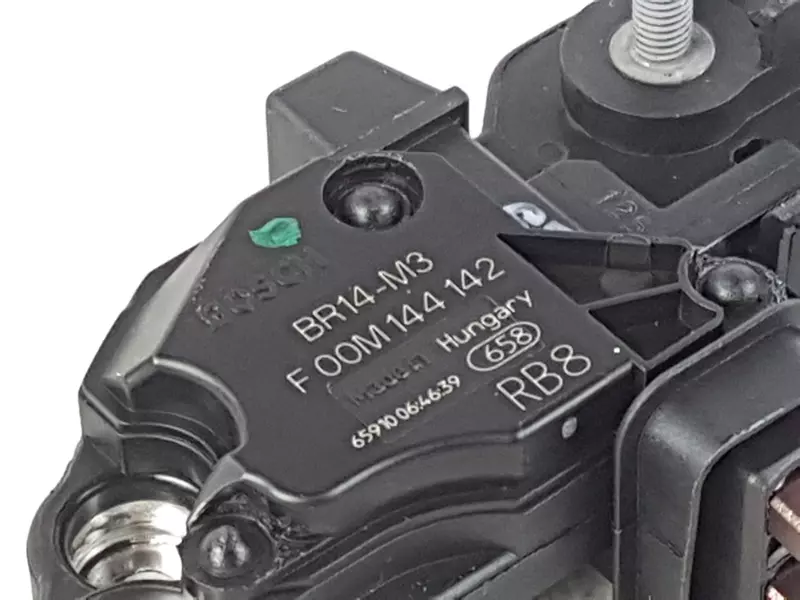 BOSCH REGULATOR NAPIĘCIA FIAT PANDA PUNTO II IDEA 