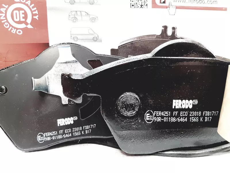 TARCZE BREMBO KLOCKI FERODO P AUDI A6 C5 321MM KPL 