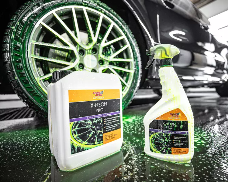 MOJE AUTO X-NEON PRO PREPARAT DO CZYSZCZENIA FELG I OPON 750ML 