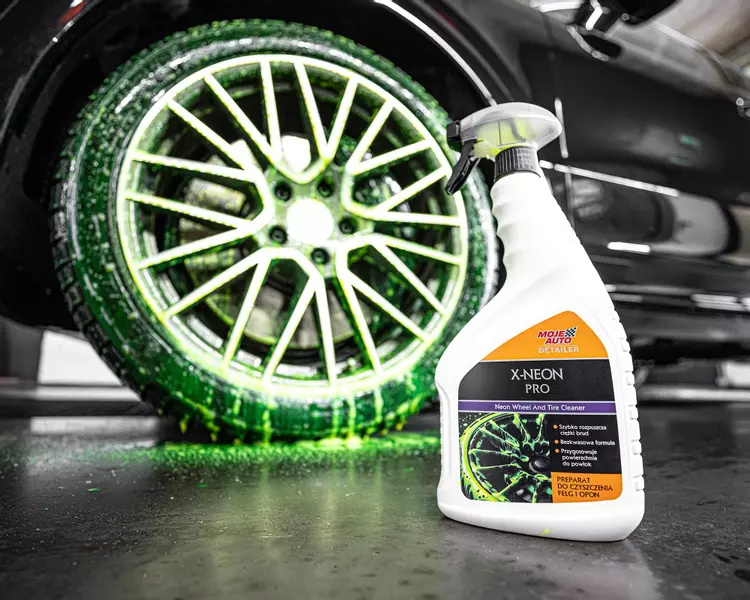 MOJE AUTO X-NEON PRO PREPARAT DO CZYSZCZENIA FELG I OPON 750ML 