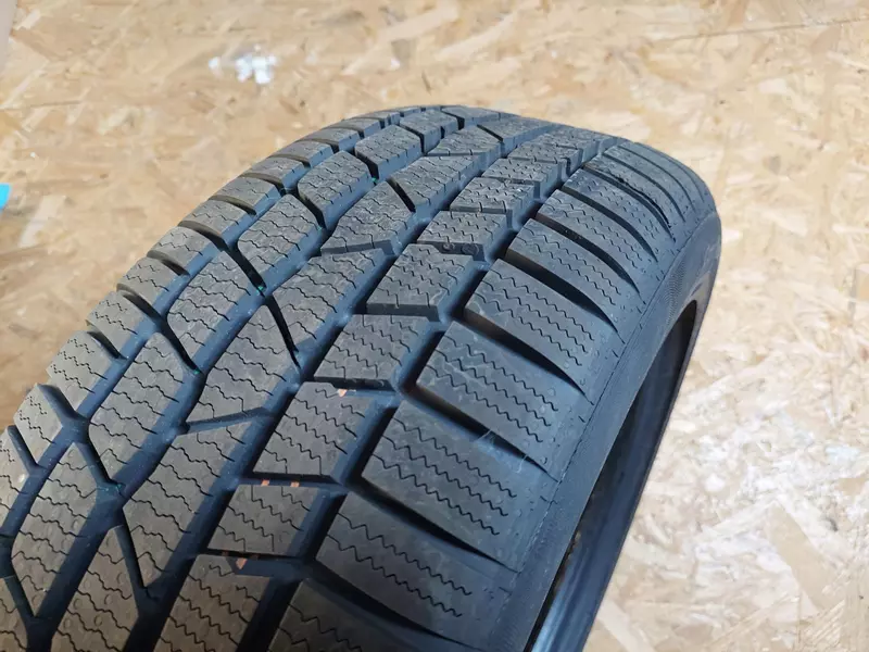 CONTINENTAL CONTIWINTERCONTACT TS 830 P 205/50R17 93 H PRZYCZEPNOŚĆ NA ŚNIEGU (3PMSF), RANT OCHRONNY, WZMOCNIENIE (XL)