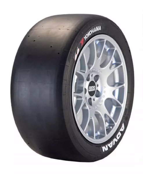 YOKOHAMA ADVAN A005 240/610 R17