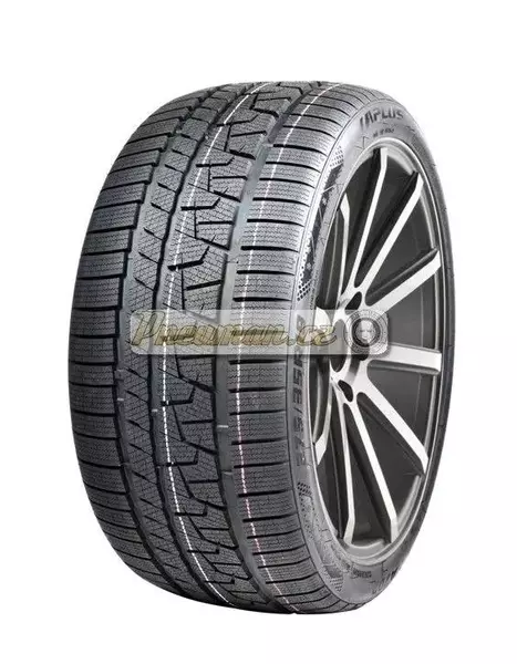 APLUS A702 215/45R18 93 V