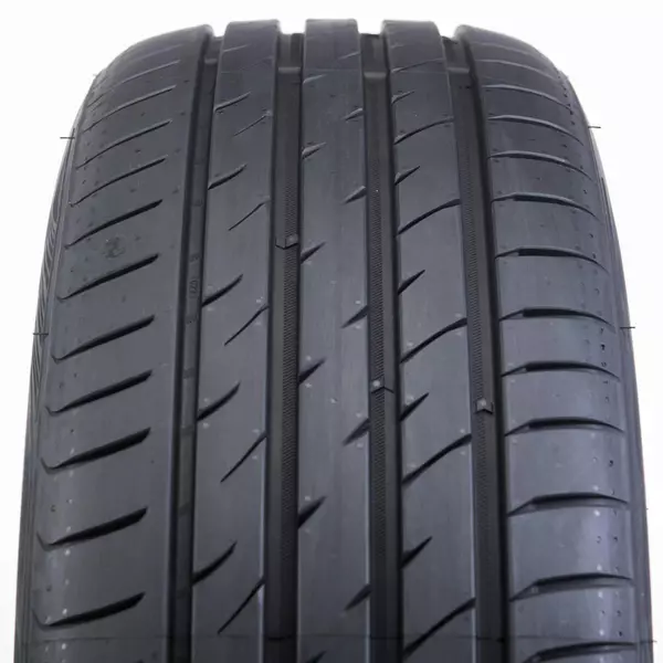 GOODRIDE SOLMAX 1 235/50R19 99 W