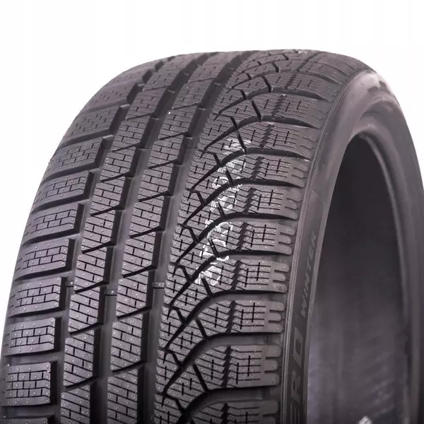 PIRELLI P ZERO WINTER 295/30R21 102 W PRZYCZEPNOŚĆ NA ŚNIEGU (3PMSF), RANT OCHRONNY, WZMOCNIENIE (XL)