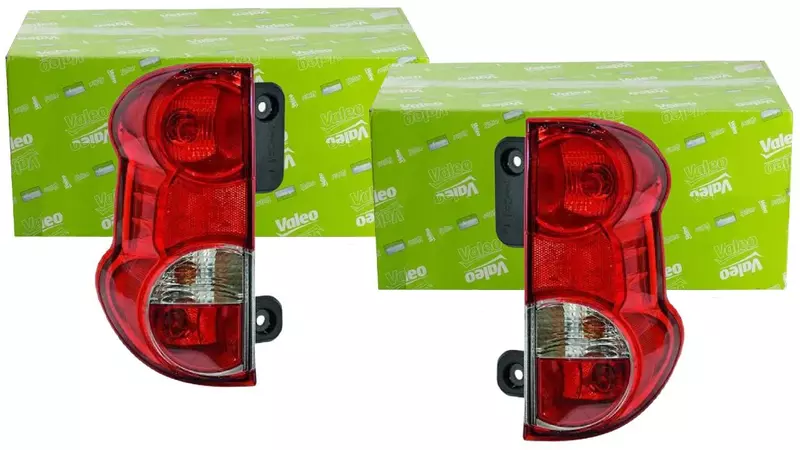 VALEO LAMPY TYŁ TYLNE KPL NISSAN NV200