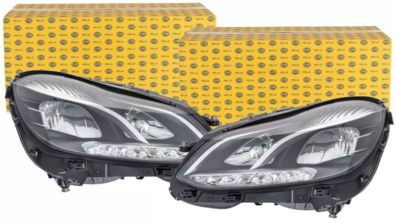 HELLA REFLEKTORY LAMPY PRZÓD MERCEDES E W212 13-