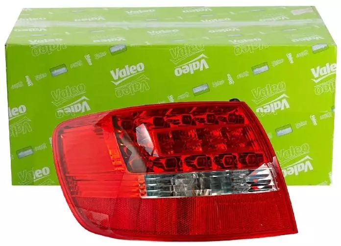 VALEO REFLEKTOR LAMPA TYŁ TYLNA 043846