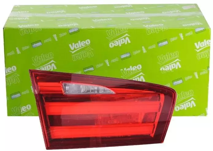 VALEO LAMPA TYLNA 044381